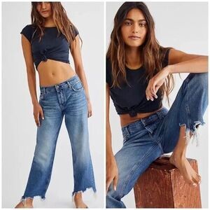 Free People Maggie Straight Leg Jeans Medium Wash Blue Button Fly Distress Sz 28